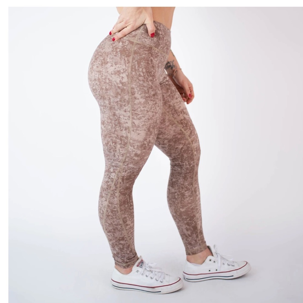 Fleo Legging - Apex cut size medium